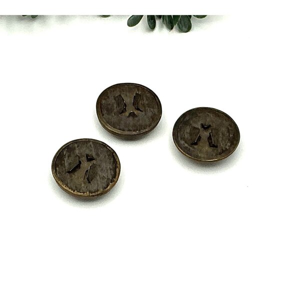 Vintage Brass and Resin Star Buttons Set Of 3 - Picture 5 of 6
